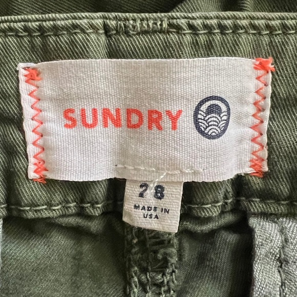 Sundry Green Chino Midrise Pants with Side Stripe Detailing Size 28 EUC - Picture 5 of 8